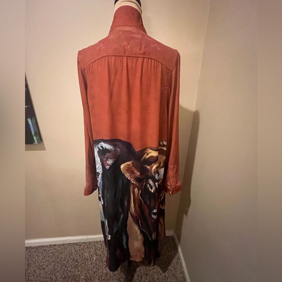 Bstudio  Unique Rust Duster with Artistic Cow Painting, size Large - Picture 2 of 13